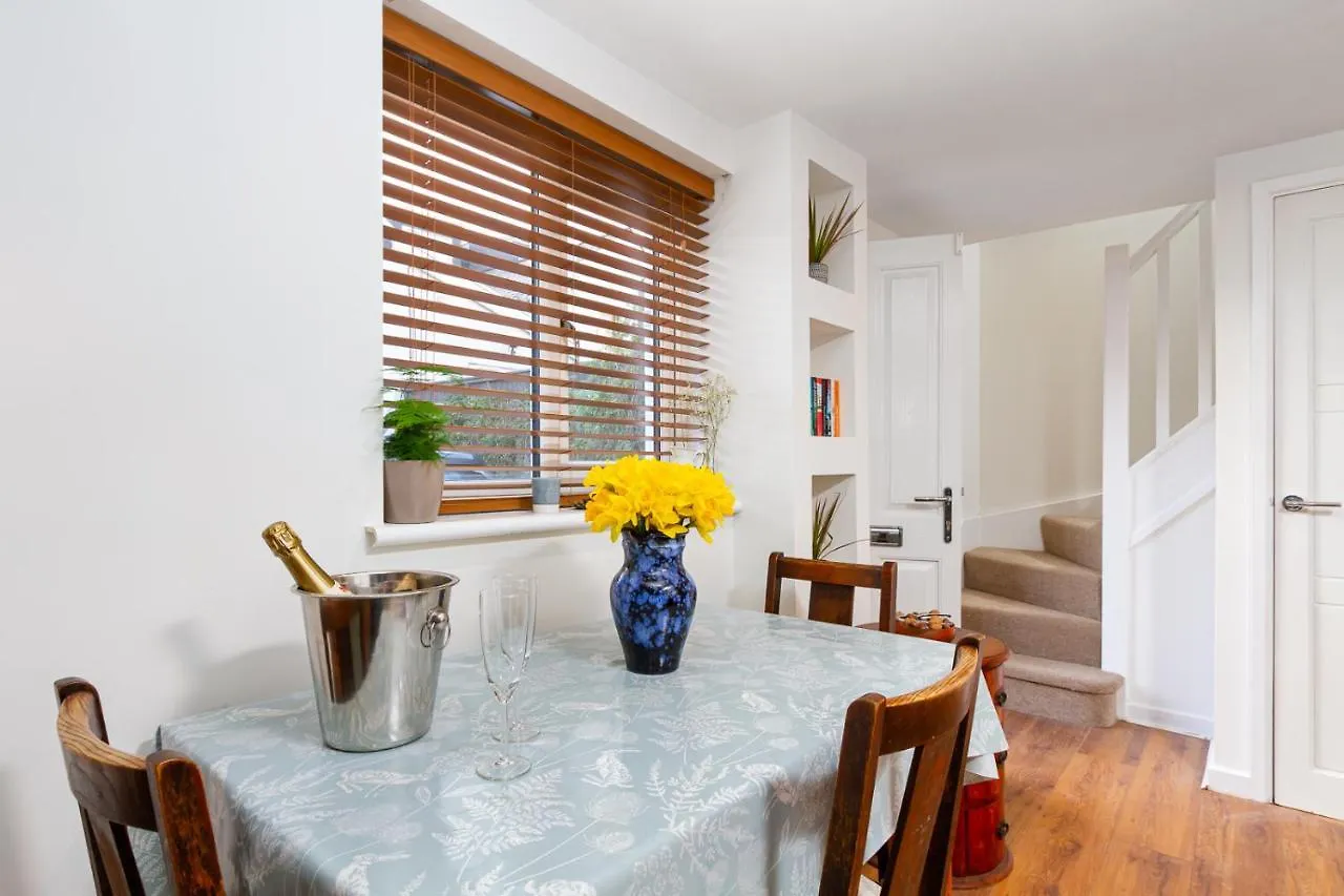 Hébergement de vacances The Coach House, Centrally Located Detached Coach House Cardiff